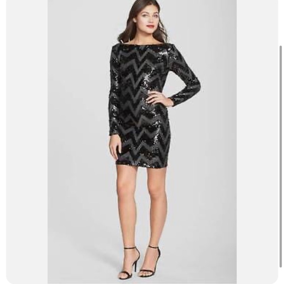 DRESS THE POPULATION 'LOLA' CHEVRON SEQUIN BODY-CON MINI DRESS XS - Picture 2 of 11